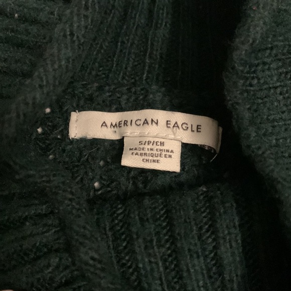 American Eagle Turtleneck Sweater - Picture 3 of 3